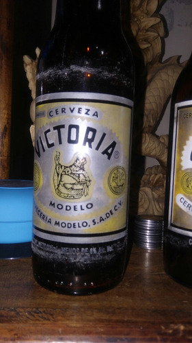 Botellas Antiguas Corona Y Victoria 325 Ml (Usado)