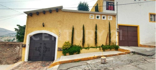 Casa En Venta En El Puerto, Tlalnepantla, Estado De México