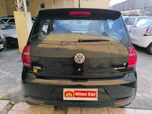 Volkswagen Fox 1.0 Seleção Tec Total Flex 5p