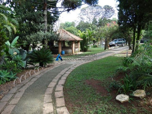 Chácara A Venda Com Terreno De 2.500 M² E 320 M² De Área Construída Sendo 4 Suítes , Com Piscina Em Cabreúva - Permuta - Ch00116 - 33694930