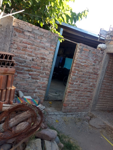 En San Rafael Mendoza Vendo Propiedad Con 2 Dormitorios Gara