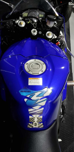 Yamaha R1