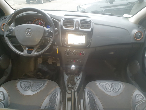 Imagen 7 de 11 de Renault Sandero Stepway 2017 1.6 Privilege 105cv Ilarioautos