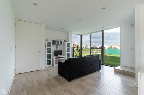 Imagen 7 de 30 de Casa En Venta 3 Dorm En Barrio Cerrado Brisanova
