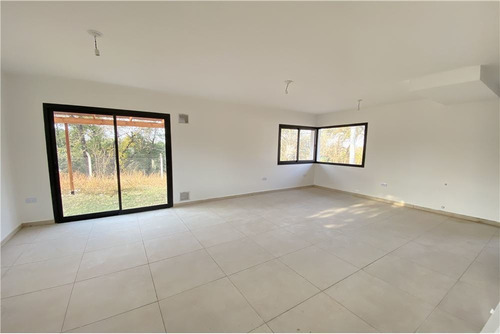Casa 3 D Zona Norte V. Warcalde La Reserva Cordoba