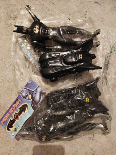 Batman Bootleg 26cm  Se Van Dos Figuras