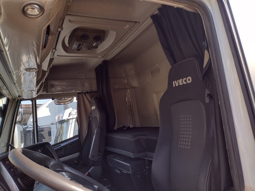 Imagem 12 de 14 de Iveco Stralis Hi- Way 6x4