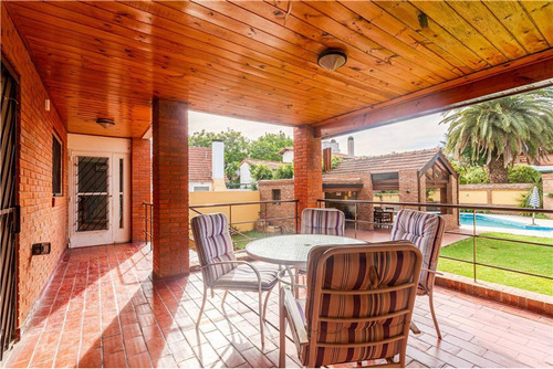 Venta Casa 5 Ambientes San Isidro Con Pileta