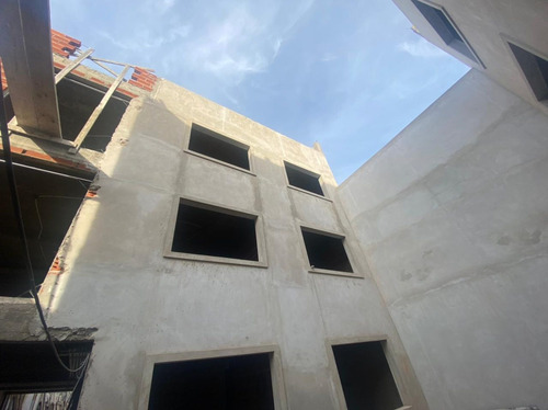 Imagen 3 de 10 de Exte Monoamb En Ctro De Banfield Oeste Financiado