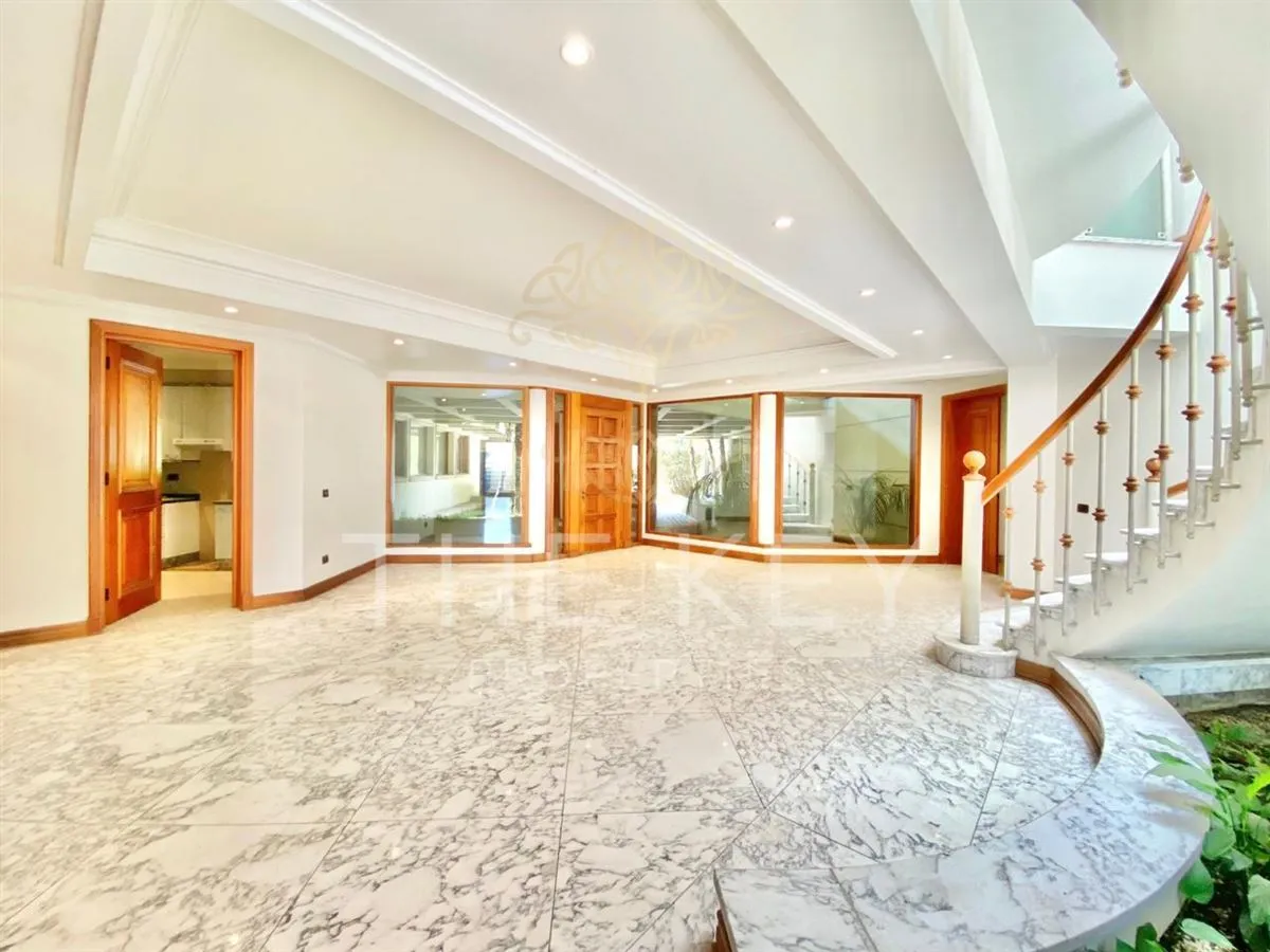 Imagen 4 de 30 de Casa En Venta En Vitacura De 14.200 M2 De Terreno