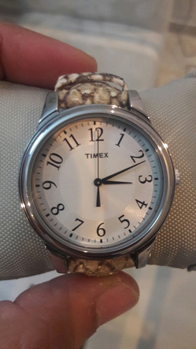 Relógio Timex Clássico