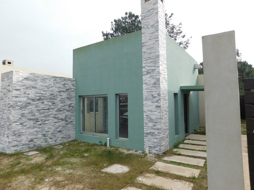 Imagen 6 de 12 de Venta Casa 3 Dormitorios El Pinar A Estrenar