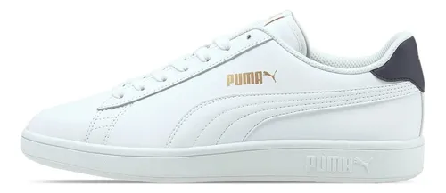 Deportivo Puma Smash V2 L 365215 en color blanco-marino para hombre.