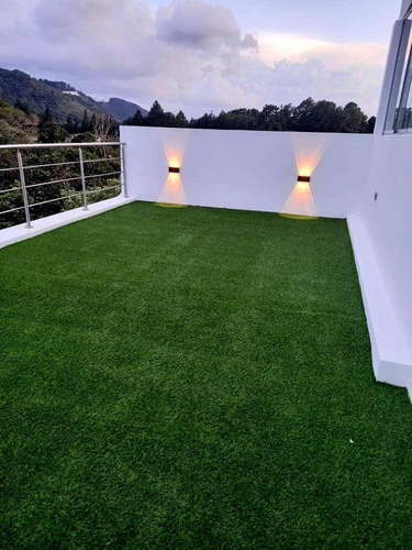 Lh Se Vende Casa En Colinas De Pirineos