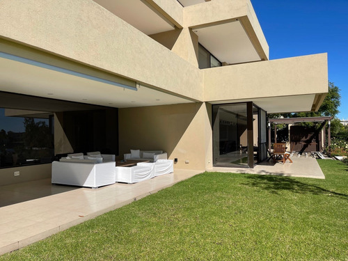 Imagen 4 de 30 de Casa Chalet En Venta Ubicado En La Isla, Nordelta, Tigre