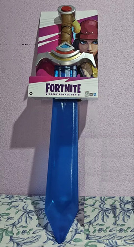 Fortnite Espada Skye`s Sword Of Wonders 81 Cm Victory Royale