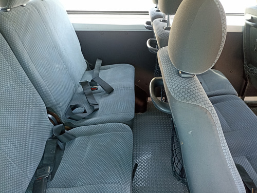 Ford Transit 2.2 Pasajeros Larga Techo Alto Custom Mt