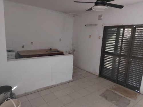 Imagen 7 de 11 de Casa De 3 Dormitorios En Barrio Guadalupe Oeste