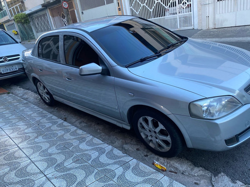 Chevrolet Astra 2.0 Advantage Flex Power 5p