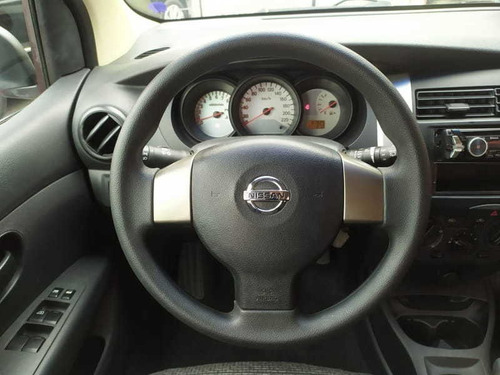 Nissan Livina 1.6 16v Flex 4p