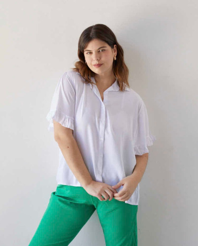 Imagen 1 de 4 de Blusa Estilo Camisa Manga Con Volados Talles Grandes