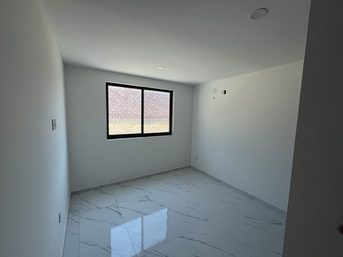Casa Nueva En Renta En Coto Albazur En Santa Anita, Tlajomulco De Zuñiga.