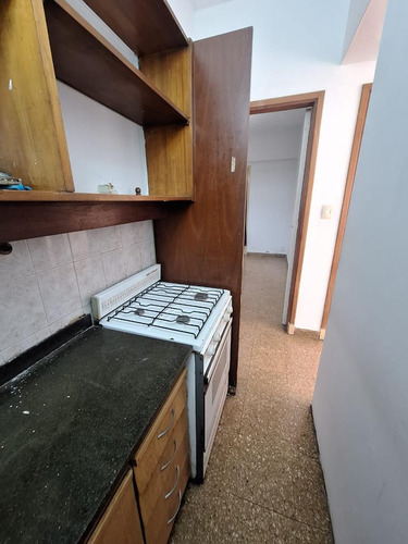 Departamento 2 Dorm - Emilio Olmos Al 200 - B° Centro