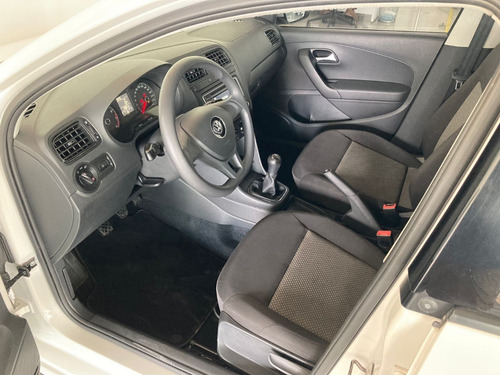 Imagen 9 de 10 de Volkswagen Vento Startline 2020 I-2865