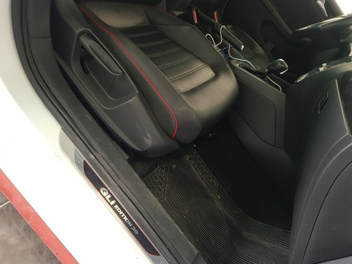 Imagen 13 de 15 de Volkswagen Jetta 2014 2.0 At