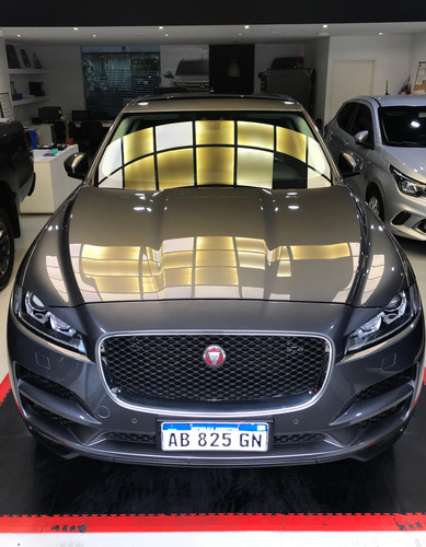 Jaguar F-PACE 2.0 Prestige