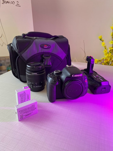  Canon Eos Rebel T3i Dslr + Lente 18-55mm + Grip + Bolsa