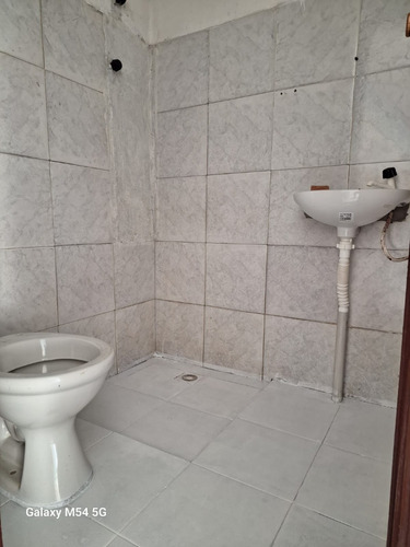 Aluga-se Kit-net, Rua União, Bairro Icuí-guajará