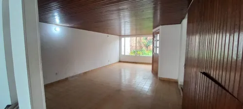 En Arriendo Casa De Dos Niveles En Normandía, Bogotá (18751).