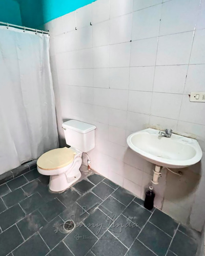 Venta Urb. La Macarena, Palo Negro, Casa 136 Metros Estado Aragua Conjunto Cerrado