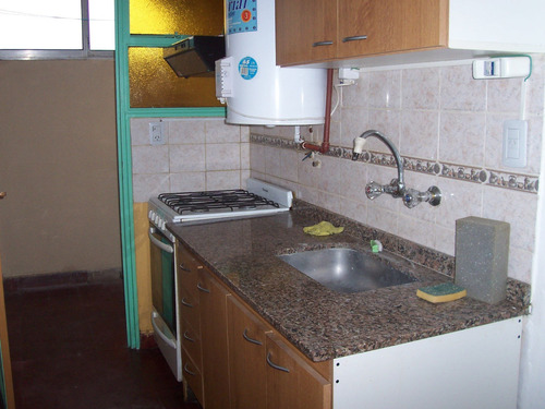 Imagen 3 de 8 de Ph En Venta En San Antonio De Padua. B Policial