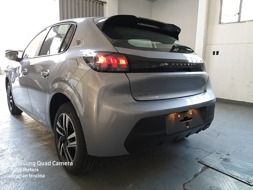 Imagen 10 de 25 de Peugeot 208 Roadtrip 1.6l Am23 0km L
