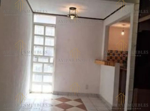 Venta De Casa En Paseos De Ectaepec, Ecatepec De Morelos Alc072