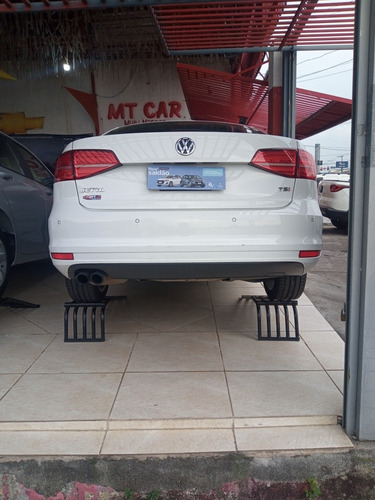 Volkswagen Jetta 2015 2.0 Tsi Highline 4p