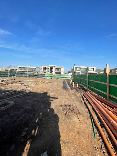 Imagen 10 de 11 de Venta- Casa A Estrenar Y En Construcción En El Rebenque !