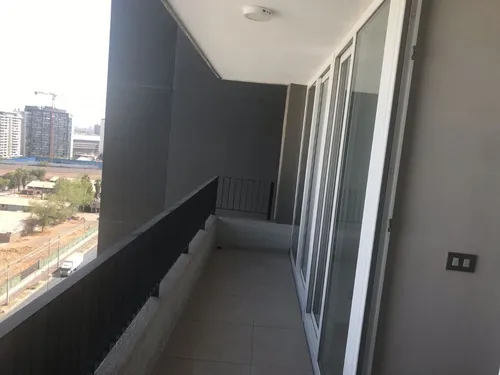 Nuevo, A Dos Cuadras Del Metro Macul