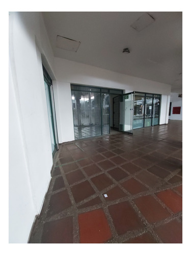 Imagen 5 de 5 de Se Vende Local 27m2 Cúa 3107