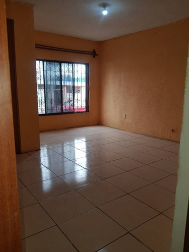 Imagen 2 de 29 de Casa En Venta Valle De Infonavit Cerca De Valle Verde Monterrey