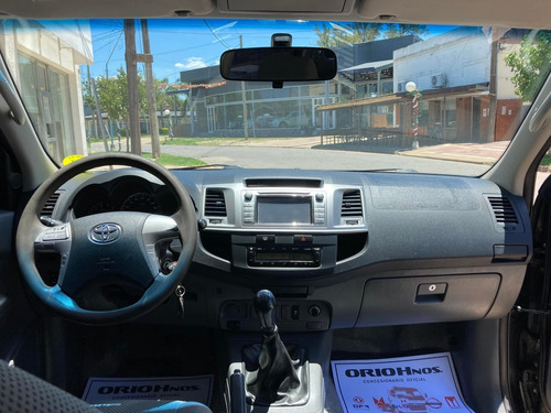 Imagen 10 de 15 de Toyota Hilux D/cabina 3.0 Tdi Manual Srv 4x2 Año 2012