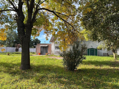 Casa En Venta En 159 Esq.508.