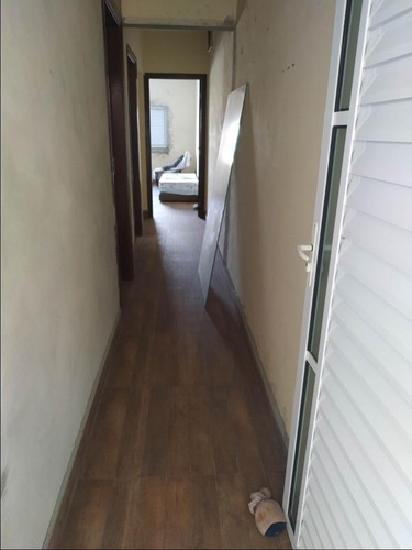 Imagem 17 de 23 de Casa Com Ótima Localização - 3 Dormitórios - Ca0125