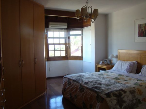 Casa Em Jardim Isabel Com 3 Dormitórios - Mi11594