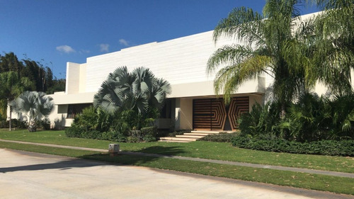 Imagen 2 de 18 de Exclusiva Casa En Ycc