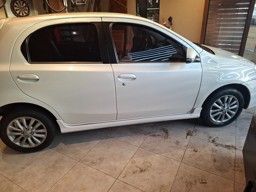 Toyota Etios 1.5 Xls