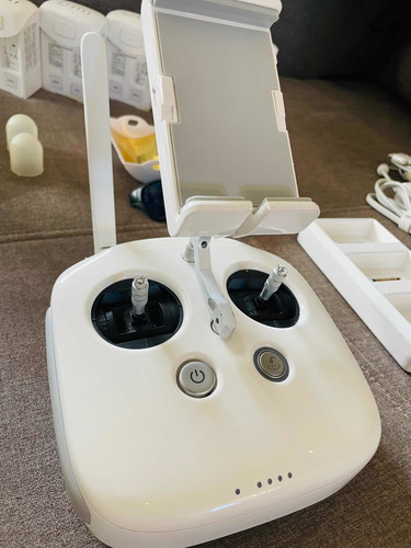 Phantom 4 Pro + Baterías + Kit (Usado)