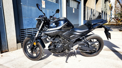 Imagen 2 de 9 de Moto Yamaha Mt03 2017 Negra Mt 03 Caballito Motocicleta